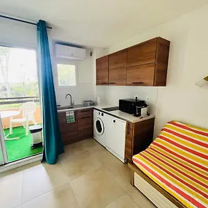 https://studio-sur-le-golf.fr-provencehotel.com
