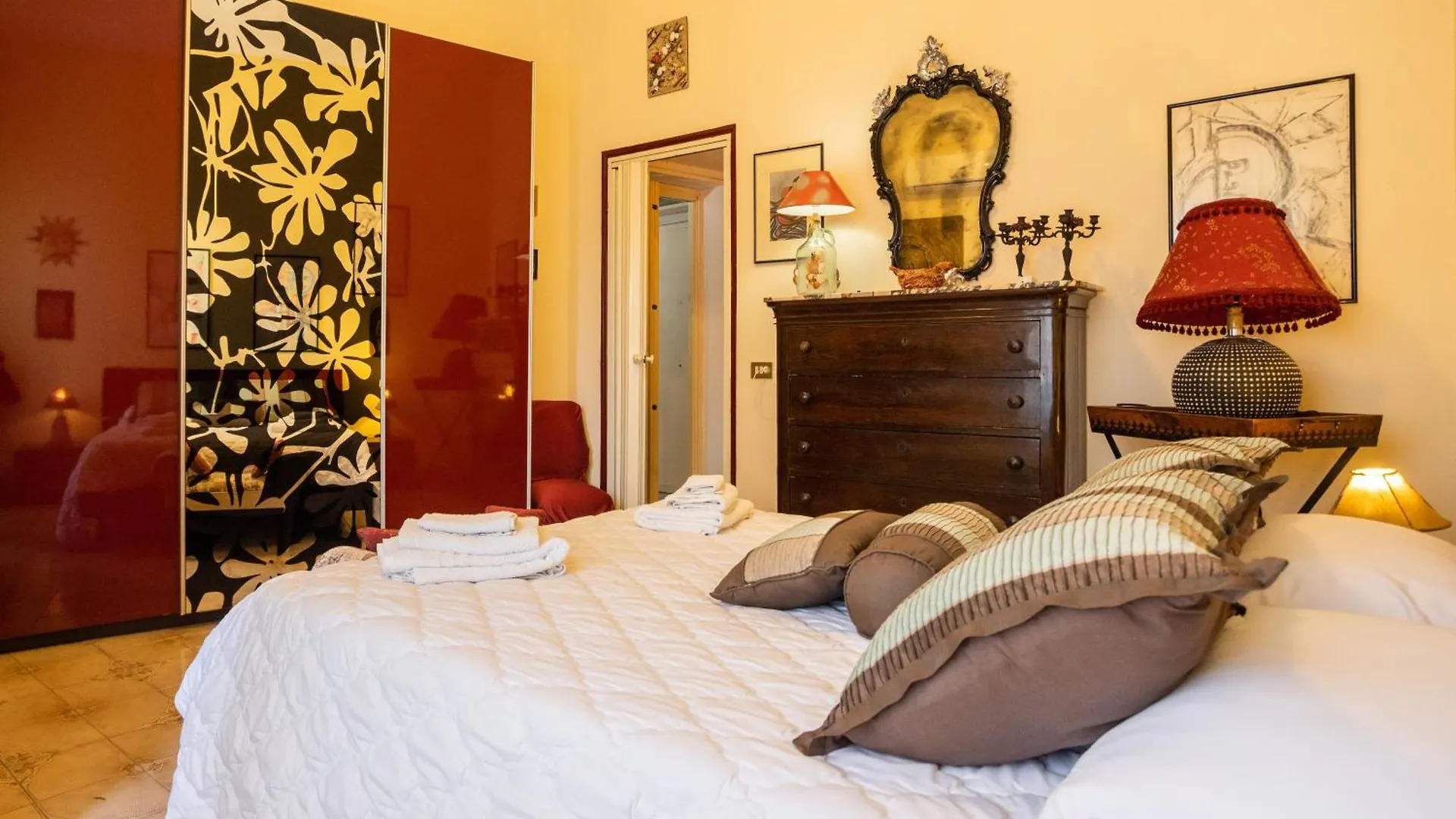 Hola Cathedral House Apartment Palermo